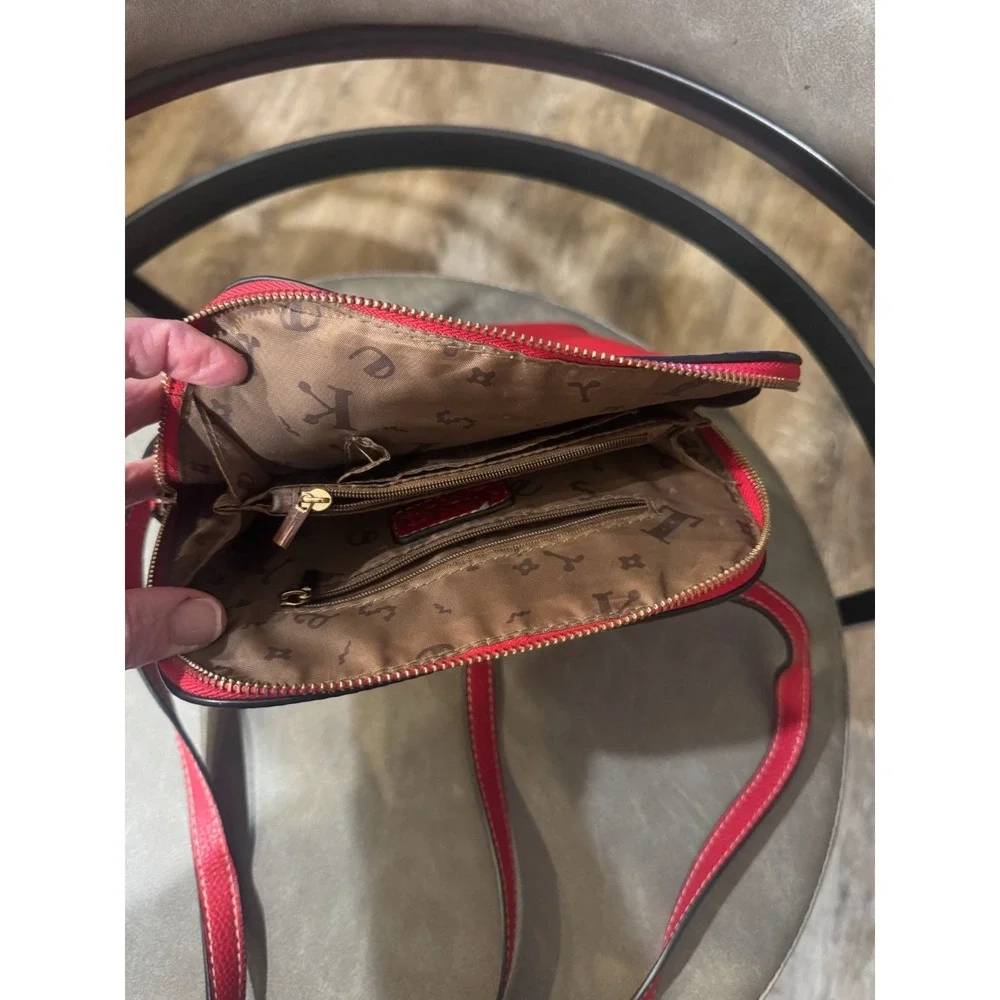 Liz Claiborne Red Crossbody Small Shoulder Bag Purse‎
